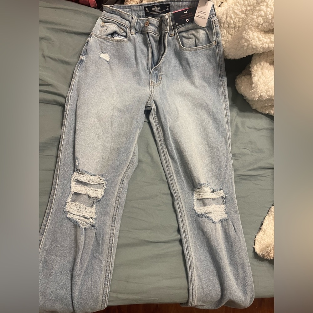 Hollister jeans